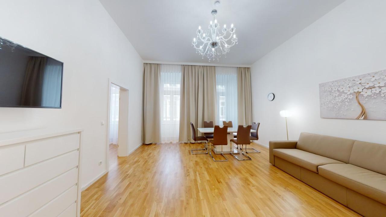 Alon Homes Vienna - Premium City Center Apartments Exterior photo