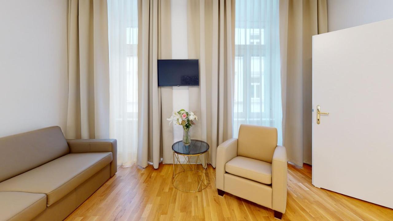 Alon Homes Vienna - Premium City Center Apartments Exterior photo