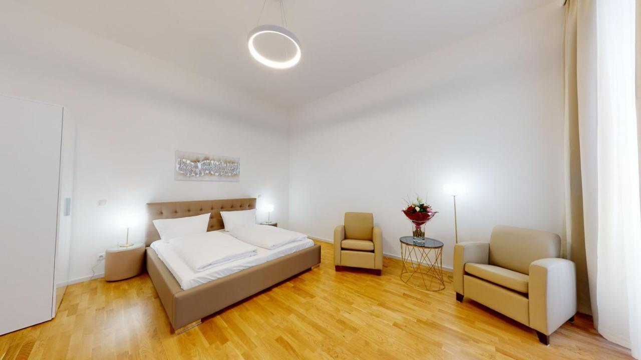Alon Homes Vienna - Premium City Center Apartments Exterior photo